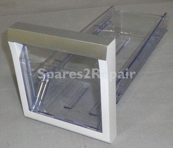 Ice Cube Maker - 4940420300 C00898833 Ice_crisper_assy [Arcelik]